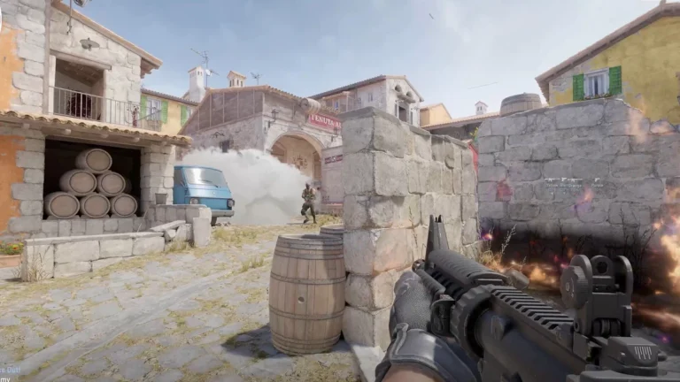 Official Counter-Strike 2 gameplay screenshot showing crosshair and HUD